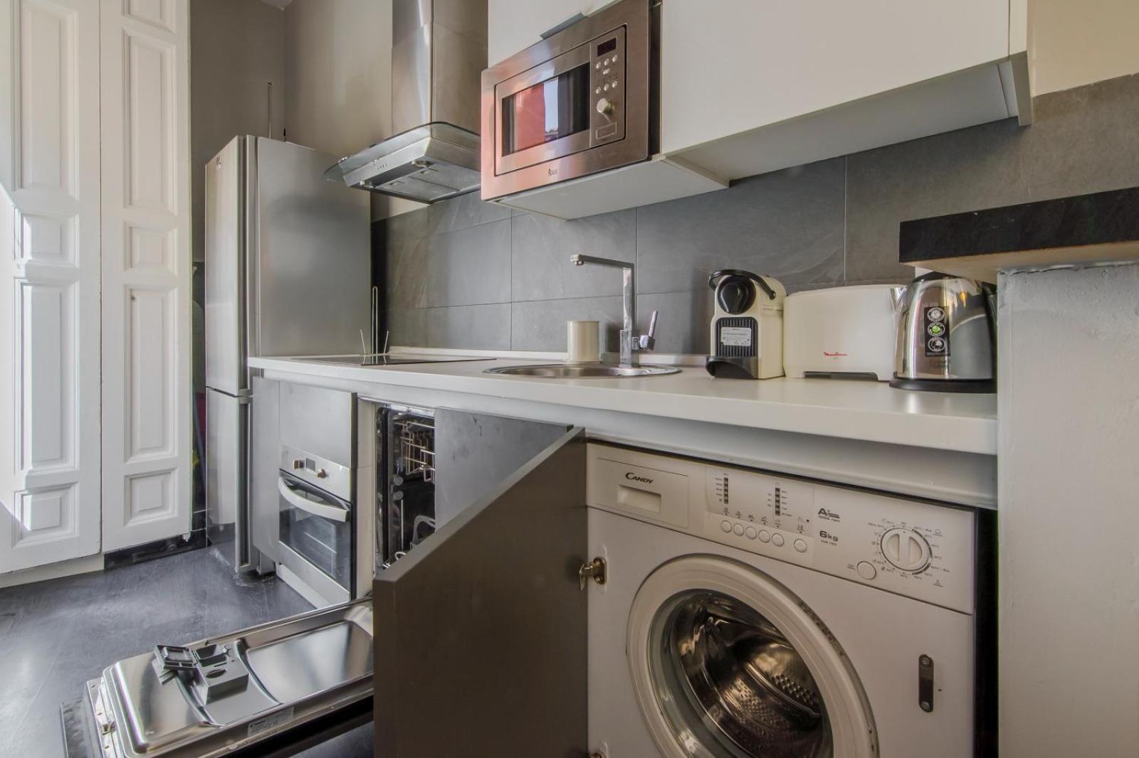 Great Apt Para 6Pax In The Heart Of Madrid Center Bagian luar foto